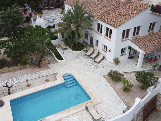 Chalet en venta. ALTEA