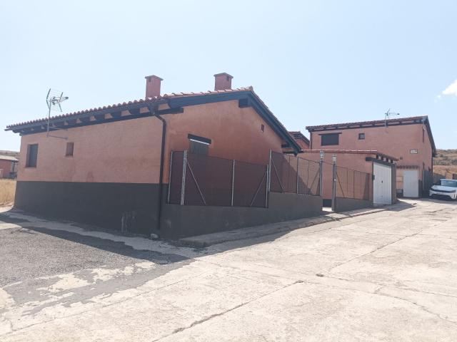 Chalet en venta. GEA DE ALBARRACíN