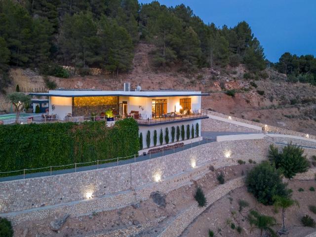 Chalet en venta. GUADALEST