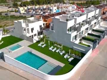 Chalet en venta en Cox, Alicante