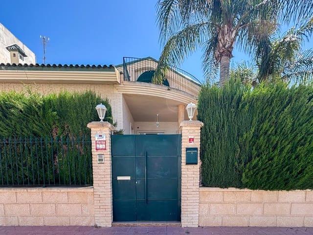 Chalet en venta en Cox, Alicante