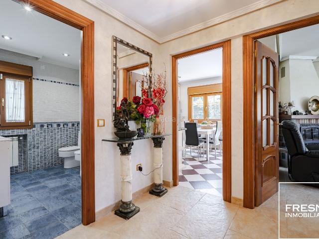 Chalet en venta en Cobeña. ¡SEÑORIAL CHALET INDEPENDIENTE EN COBEÑA!. Chalets.