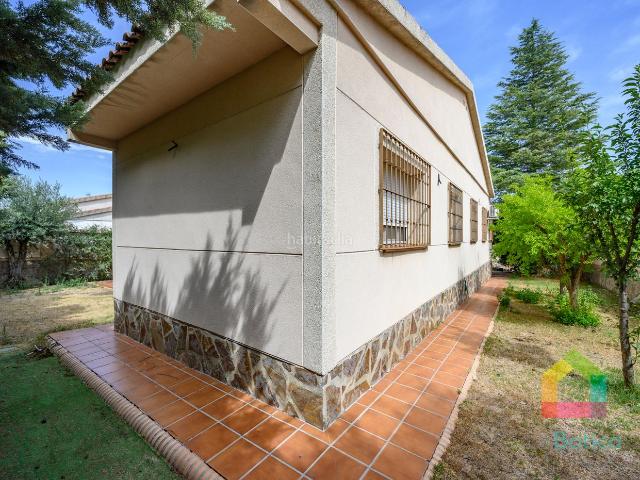 Chalet en venta en Cobisa. Chalet independiente en El Olivar de Cobisa: amplitud, comodidad y calidad de vida a un paso de Toledo. Chalets.