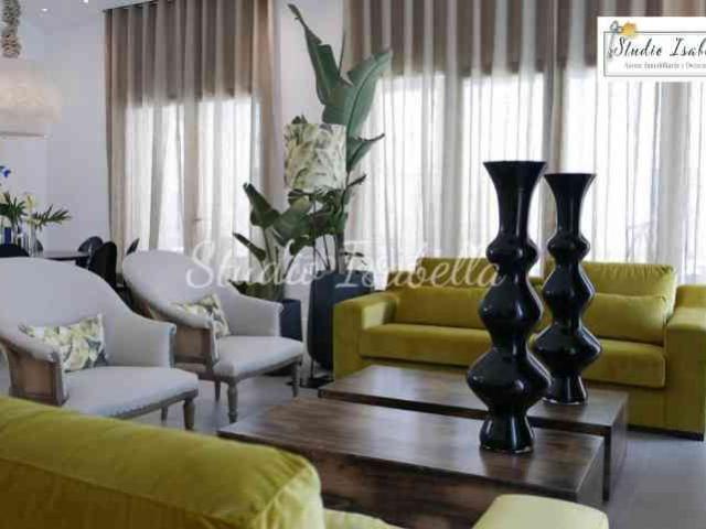 Chalet en venta en Cobisa. Chalets.