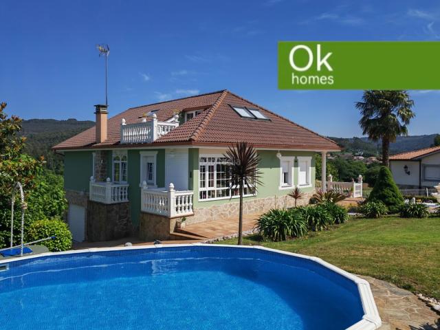 Chalet en venta en Coirós. MENUDO NIVEL!. Chalets.