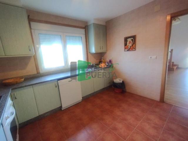 Chalet en venta en Coles. Chalets.