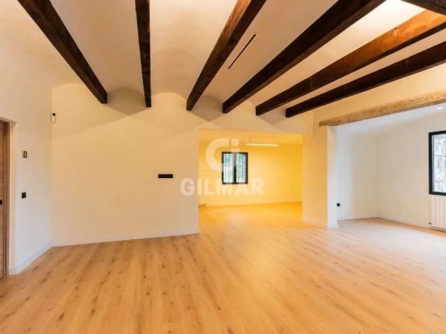 Chalet en venta en Collado Villalba, Fontenebro Altavista. En la exclusiva urbanización Dominio de Fontenebro de Collado Villalba, se encuentra este impresionante chalet independiente const. Chalets.