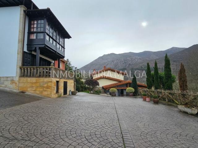 Chalet en venta en Colunga. Exclusivo conjunto de propiedades en Loroñe Tradición, espacio y futuro con vistas a la Sierra del Sueve. Chalets.