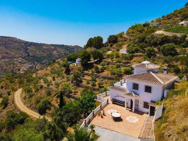 Chalet en venta en Cómpeta, Málaga Costa del Sol