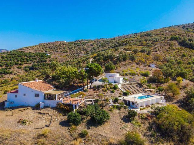 Chalet en venta en Cómpeta, Málaga Costa del Sol