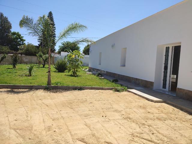Chalet en venta en Conil de la Frontera, Barrio Nuevo. Chalet en venta en Barrio Nuevo, 3 dormitorios. Chalets Conil de la.
