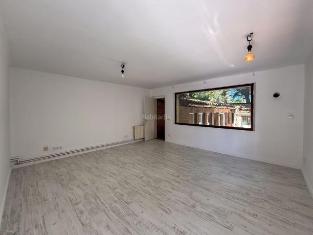 Chalet en venta en Corçà. CASA RÚSTICA CON LICENCIA TURÍSTICA, PATIO Y JARDÍN EN EL CENTRO HISTÓRICO DE CORÇÀ. Chalets.