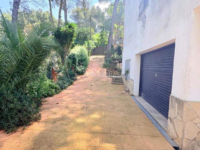 Chalet en venta en Corbera de Llobregat. Espectacular casa con gran terreno y vistas despejadas en Corbera, junto a Font Pineda. Chalets Corbera de.