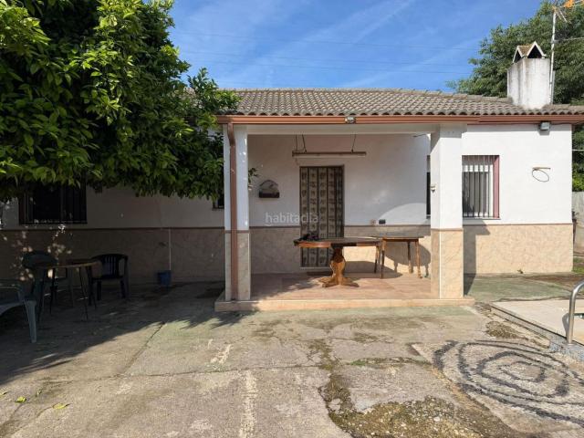Chalet en venta en Córdoba, Alcolea. Encantador Chalet en Alcolea, Córdoba por solo 140.000. Chalets.