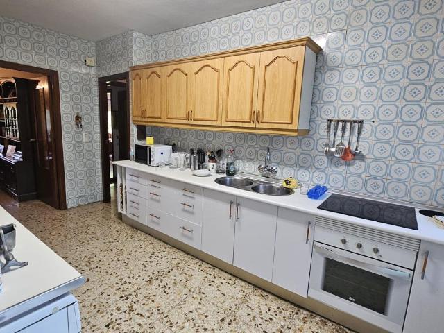 Chalet en venta en Córdoba, El Brillante El Naranjo El Tablero. Chalet en venta para reformar en una de las mejores zonas de la Sierra de Córdoba. Chalets.