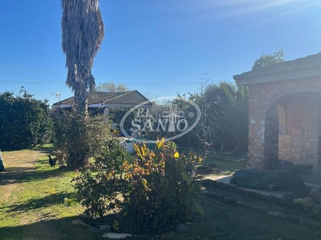 Chalet en venta en Córdoba, El Higuerón. PARCELA EN MAJANEQUE. Chalets.
