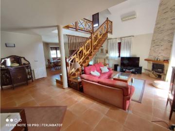 Chalet en venta en Coria