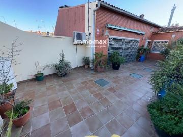 Chalet en venta en Cornellà de Llobregat, Barcelona