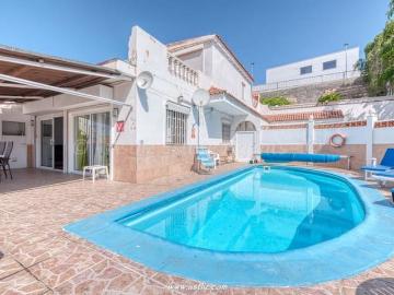 Chalet en venta en Costa Adeje, Tenerife