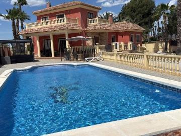 Chalet en venta en Catral, Alicante