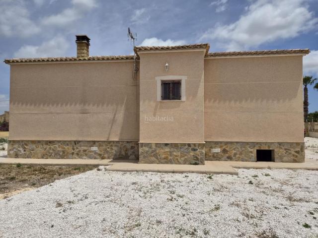 Chalet en venta en Catral. 2 Chalets preciosos en Catral. Chalets.