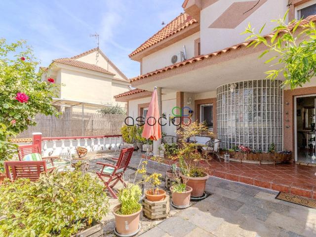 Chalet en venta en Cabanillas del Campo. Chalet independiente Cabanillas del Campo. Chalets Cabanillas del.
