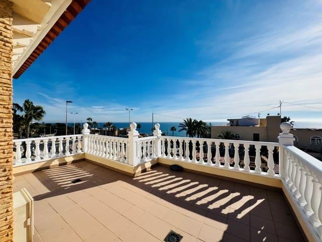 Chalet en venta en Cabo Cervera, Alicante