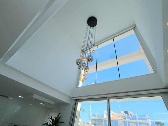 Chalet en venta en Cabo Roig, Alicante Costa Blanca