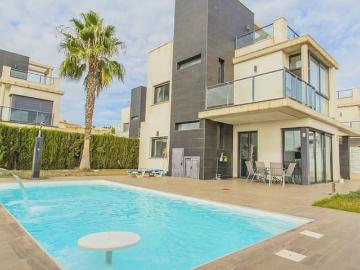 Chalet en venta en Cabo Roig, Alicante Costa Blanca