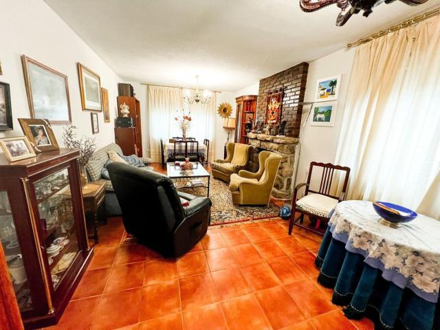 Chalet en venta en Cabrera La. Chalets Cabrera.