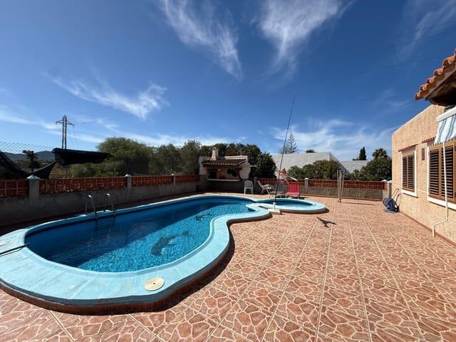 Chalet en venta en Cala d'en Bou, Ibiza