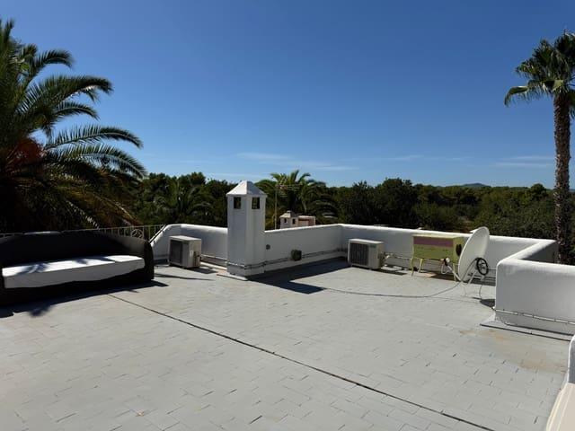 Chalet en venta en Cala Llenya, Ibiza