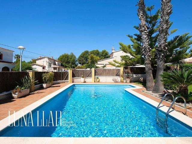 Casa en venta en calle De Miramar, Calafell, de 166 m² 6 habitaciones por 775.000