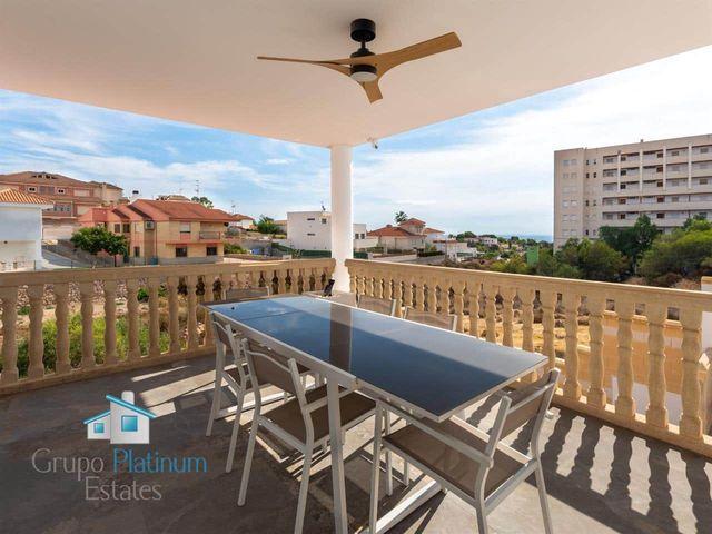Chalet en venta en Calarreona, Murcia Costa Cálida