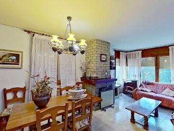 Chalet en venta en calle Pica D'estats, Calders, de 193 m² 4 habitaciones por 259.000