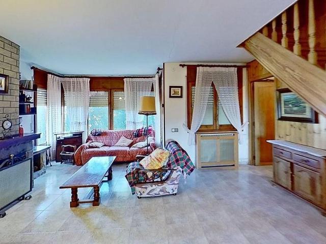 Chalet en venta en calle Pica D'estats, Calders, de 193 m² 4 habitaciones por 259.000