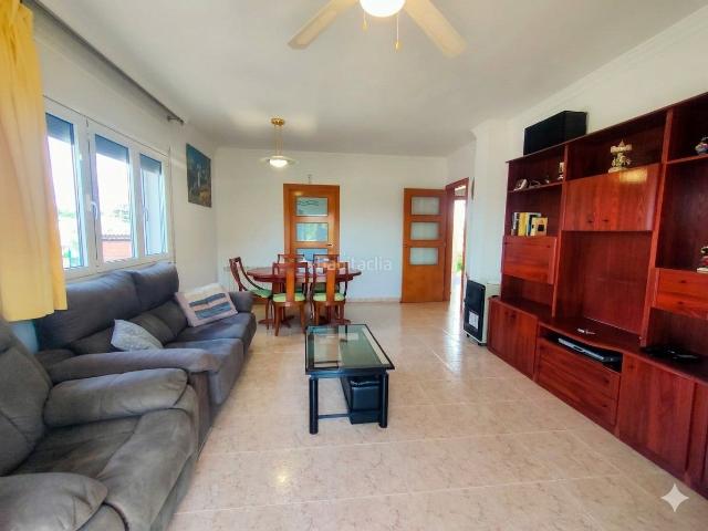 Chalet en venta en Caldes de Malavella. CASA UNIFAMILIAR EN URB.TURIST CLUB DE CALDES DE MALAVELLA. Chalets Caldes de.