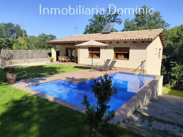 Chalet en venta en Caldes de Malavella. Magnifica casa como nueva, del año 2022. Chalets Caldes de.