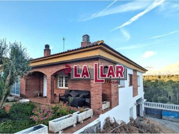 Chalet en venta en Caldes de Montbui. OCASIÓN UNICA! ESPECTACULAR CASA CON PISCINA EN CALDES DE MONTBUI!. Chalets Caldes de.