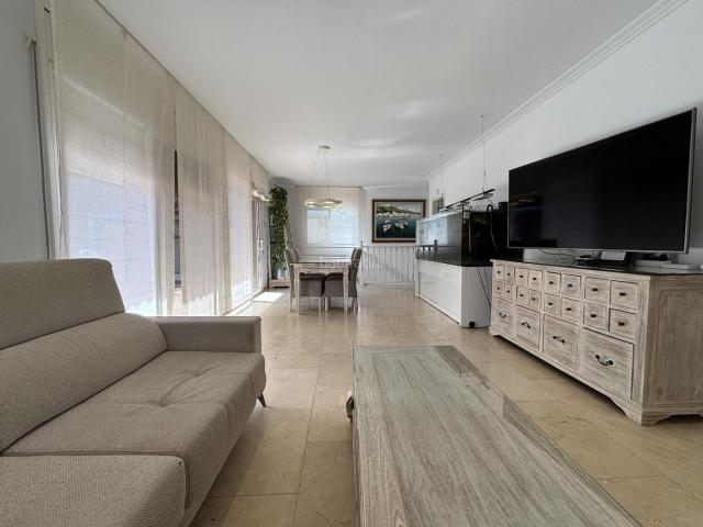 Chalet en venta en Calella. C Josep Gallart, 14 Calella 08370. Chalets.