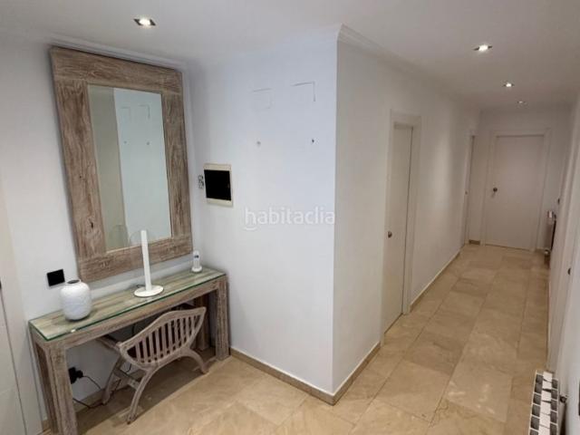 Chalet en venta en Calella. Casa o chalet independiente con piscina en la mejor zona de Calella. Chalets.