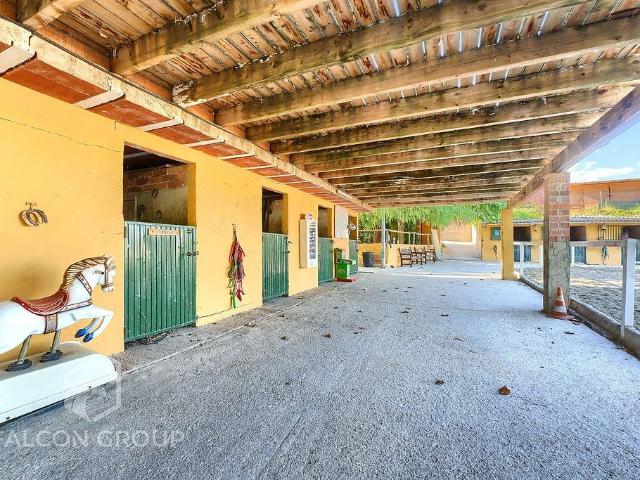 Chalet en venta en calle Cobertera, Bellvei, de 160 m² 5 habitaciones por 625.000