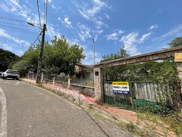 Chalet en venta en calle Collsacabra, Maçanet de la Selva, de 150 m² 4 habitaciones por 159.000