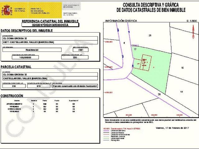 Chalet en venta en calle Coma Grossa, Castellar del Vallès, de 207 m² 4 habitaciones por 175.000