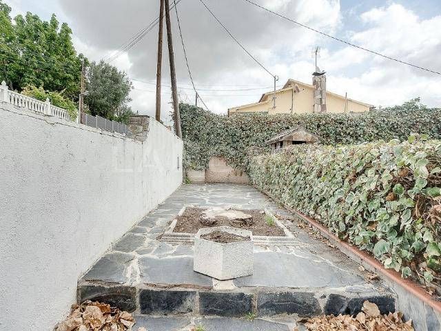 Chalet en venta en calle Comapedrosa, Lliçà d´Amunt, de 515 m² 5 habitaciones por 572.200