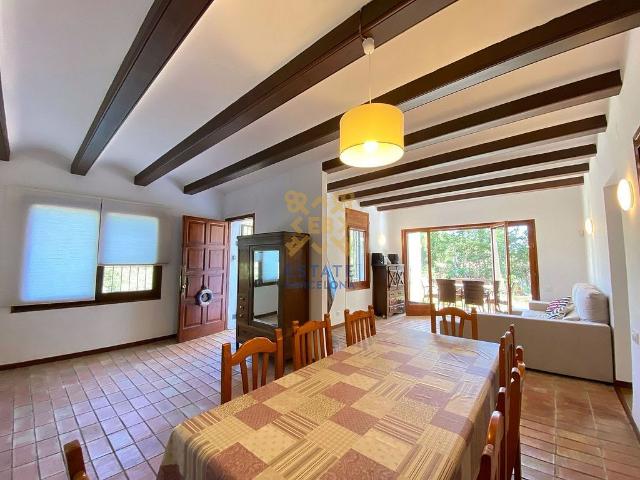 Chalet en venta en calle Cala D'en Simon, Lloret de Mar, de 235 m² 5 habitaciones por 790.000