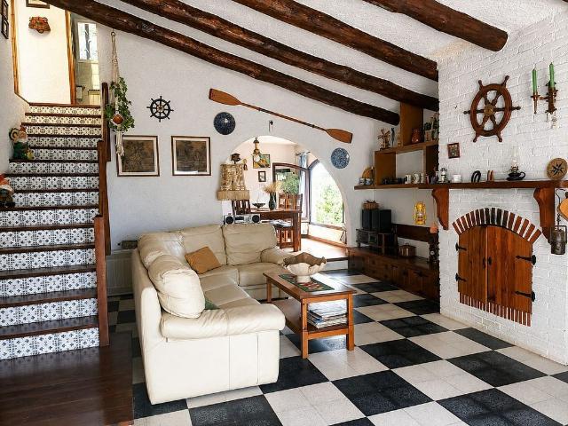 Chalet en venta en calle Capricornio, Tossa de Mar, de 100 m² 3 habitaciones por 480.000