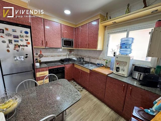Chalet en venta en calle Carme, Almenar, de 180 m² 3 habitaciones por 165.000