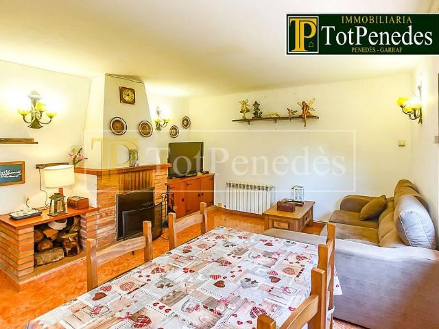 Chalet en venta en calle Castany del, Querol, de 118 m² 5 habitaciones por 180.000