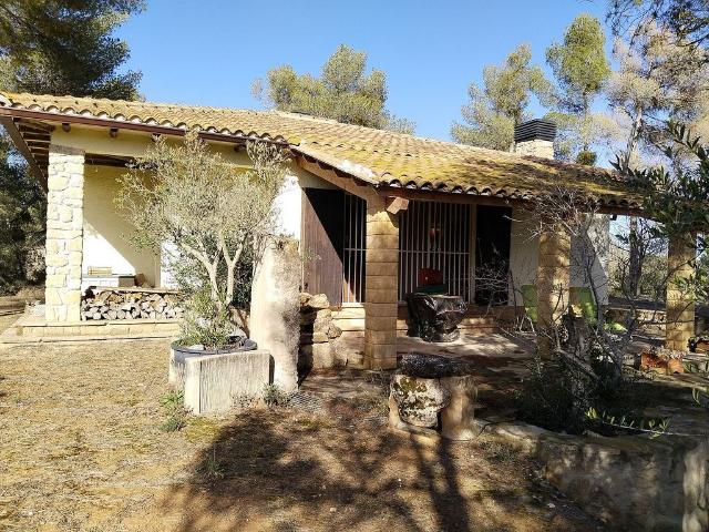 Chalet en venta en calle Cervia, Cervià de les Garrigues, de 91 m² 4 habitaciones por 279.000